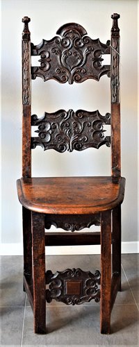 Pair of walnut Chairs Louis XIV 